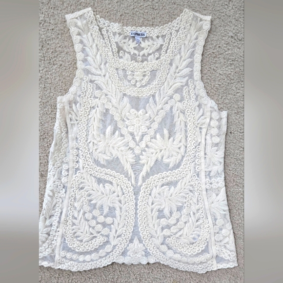Express Cream Sheer Lace Top Size Small - Picture 1 of 4